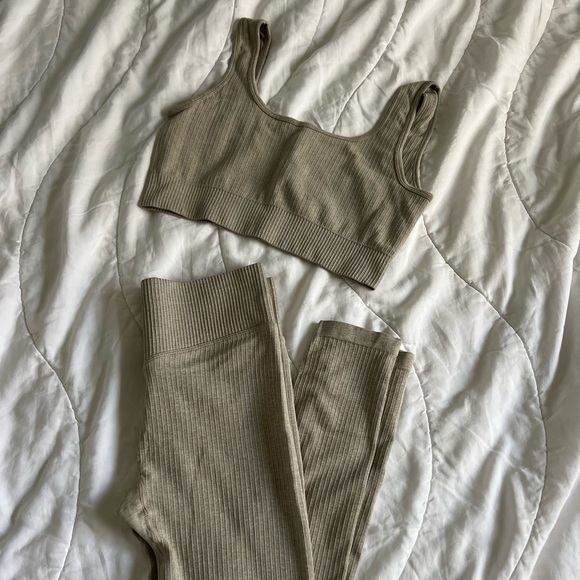 Women's 2 Piece Tracksuit - Picture 3 of 7